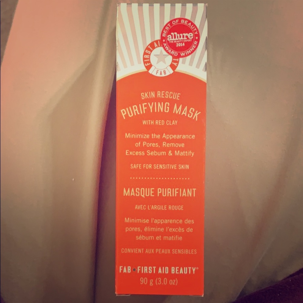 First aid beauty purifying skin mask